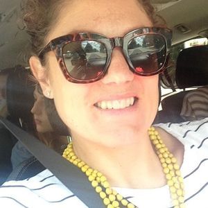 Meet your Posher, Nelsa